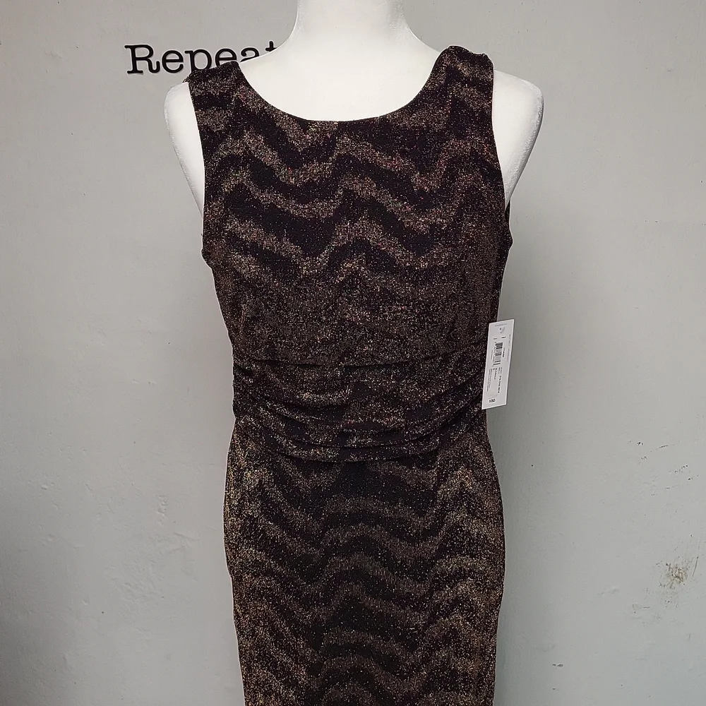 New Bisou Bisou Dress - Picture 2 of 14